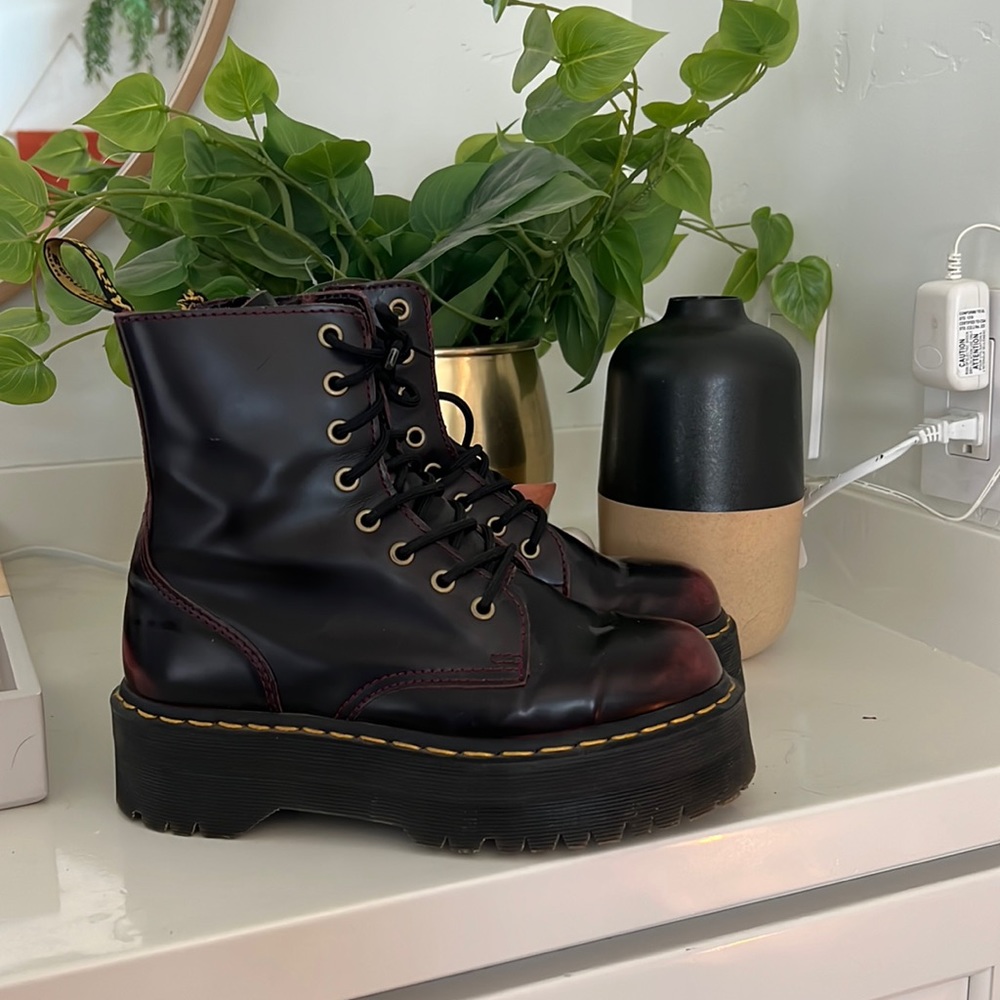 COPY - CHERRY DR.MARTENS